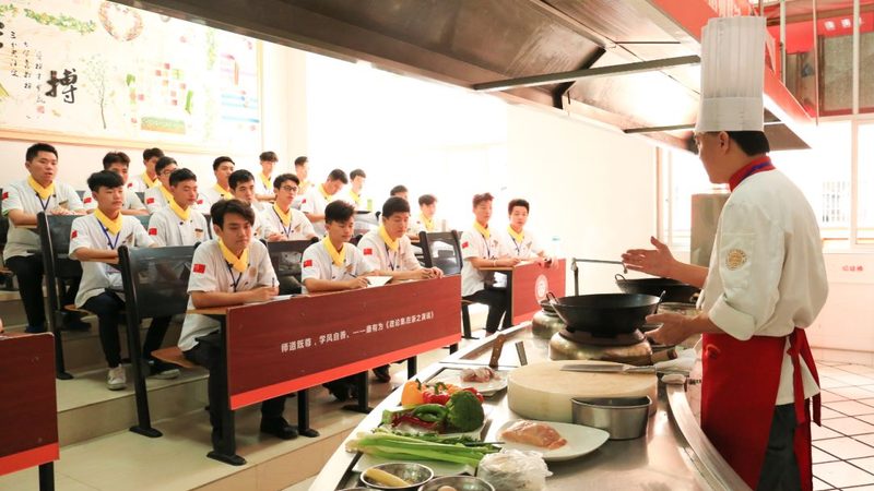 小型火锅店供应链：如何打造定制化解决方案**