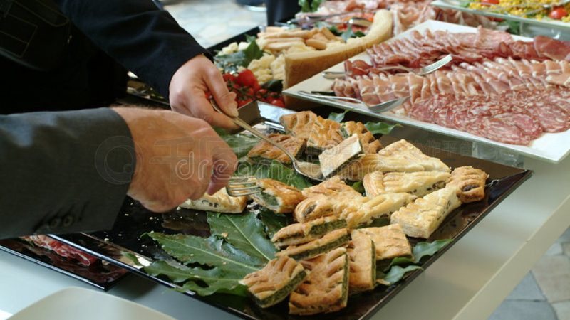上海速冻食品批发市场：从“搬箱子”到“选赛道”的生意逻辑