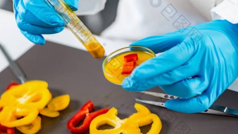 小厂代工与品牌厂代工，差的不只是价格